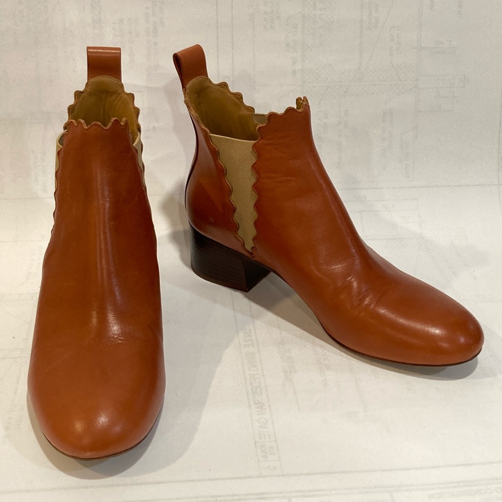 Chloe scalloped chelsea booties - size 38
